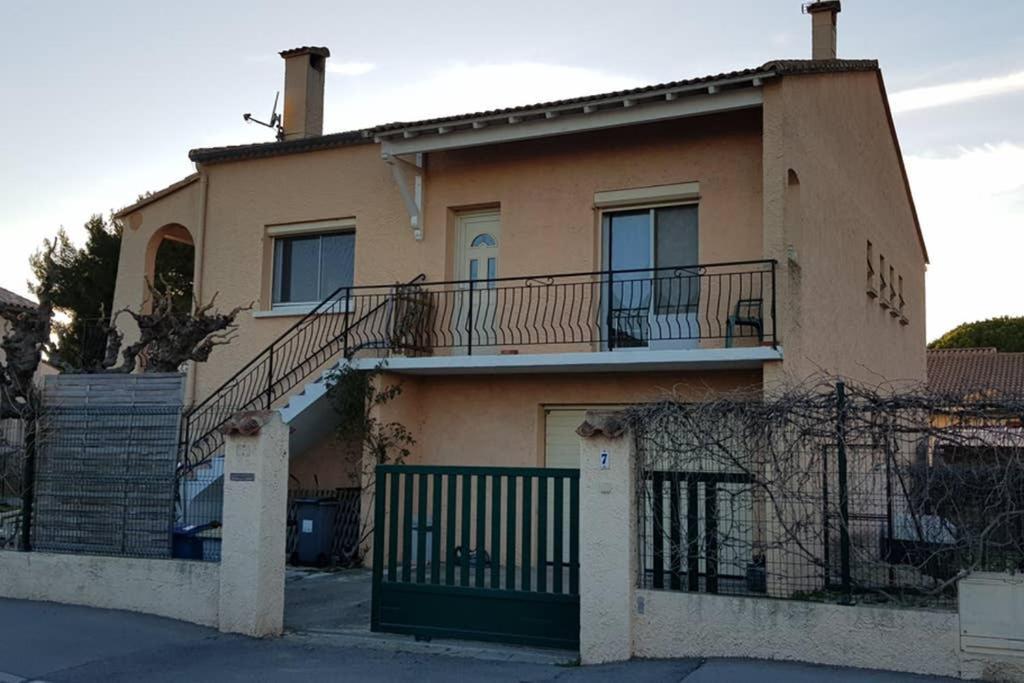 Un Charmant Logement Apartament Aigues-Mortes Zewnętrze zdjęcie